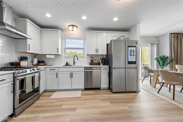 58693 Westmoore Circle, New Haven Village, MI 48048