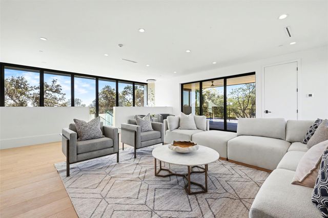 2404 Camino Alto RD, Austin, TX 78746