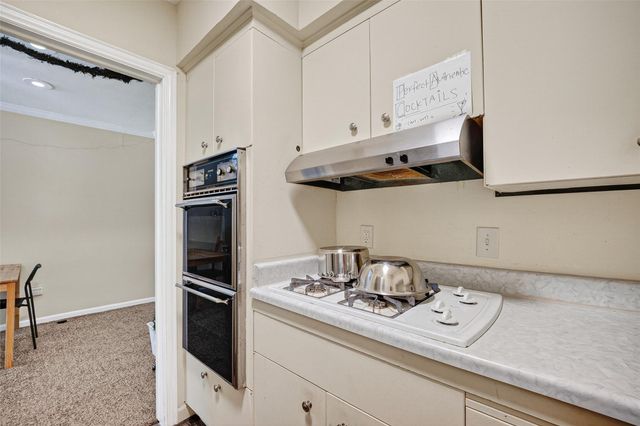 2600 Bellefontaine St Apt D24,, Houston, TX 77025