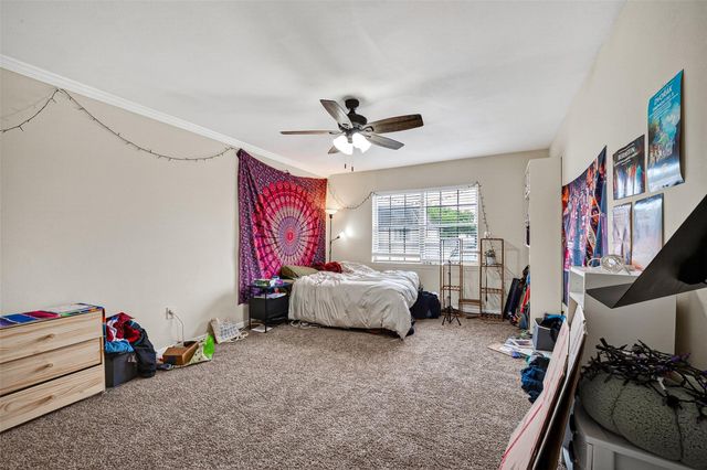 2600 Bellefontaine St Apt D24,, Houston, TX 77025