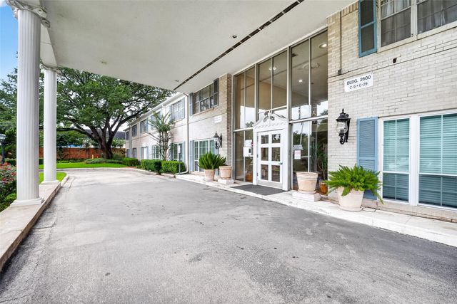 2600 Bellefontaine St Apt D24,, Houston, TX 77025