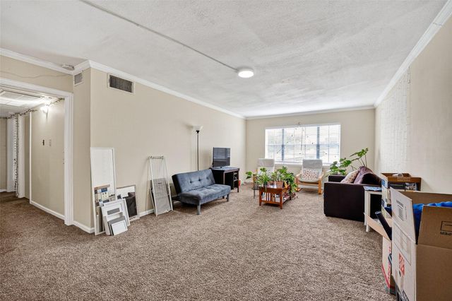 2600 Bellefontaine St Apt D24,, Houston, TX 77025