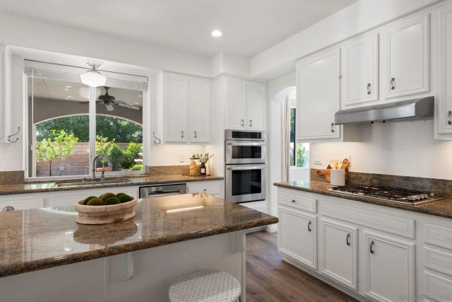 23673 Hayes, Murrieta, CA 92562