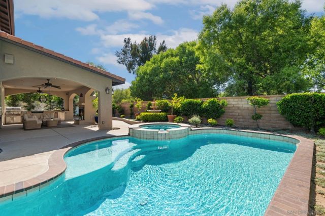 23673 Hayes, Murrieta, CA 92562