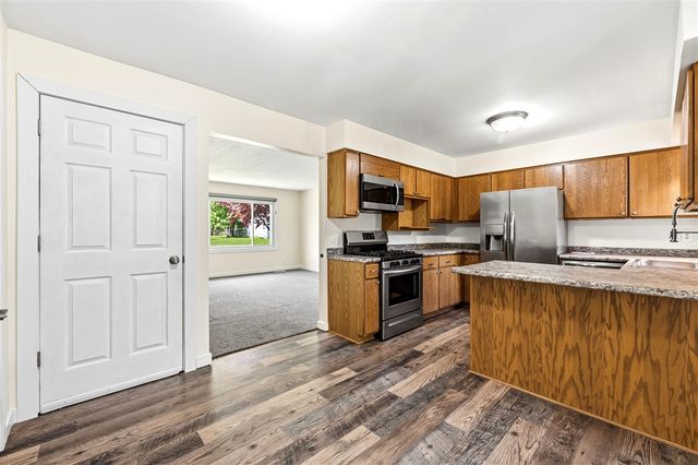 5829 Claremount Street, Portage, MI 49024