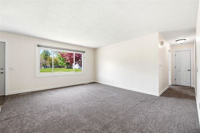5829 Claremount Street, Portage, MI 49024