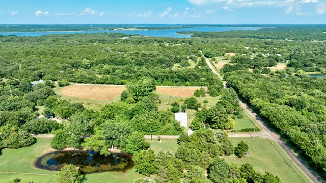 22 Easy Street, Whitesboro, TX 76273