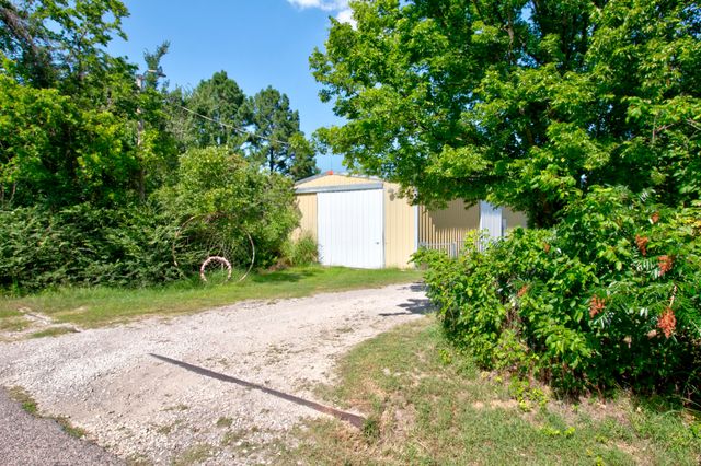 22 Easy Street, Whitesboro, TX 76273