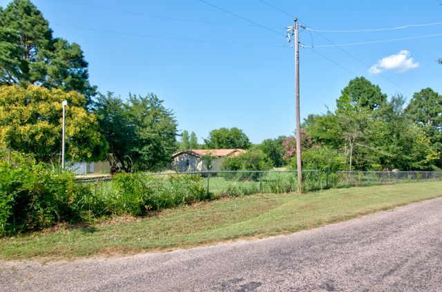 22 Easy Street, Whitesboro, TX 76273