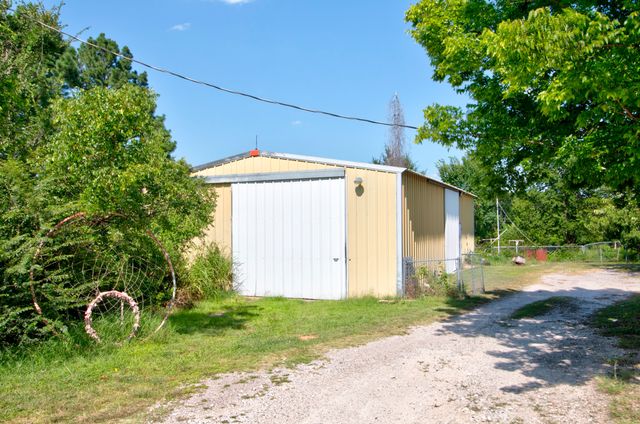 22 Easy Street, Whitesboro, TX 76273