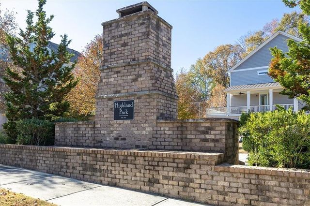 211 Highland Park Point, Woodstock, GA 30188