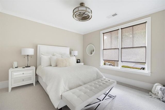 211 Highland Park Point, Woodstock, GA 30188