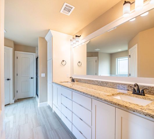 420 Lone Jack Drive, Fayetteville, AR 72704
