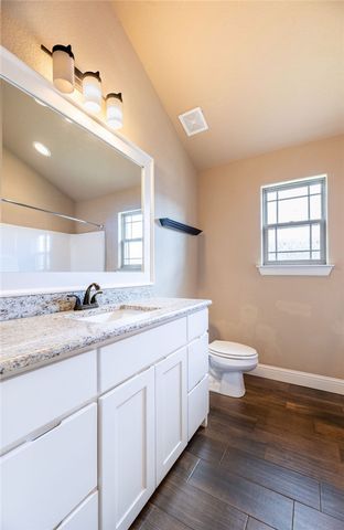 420 Lone Jack Drive, Fayetteville, AR 72704