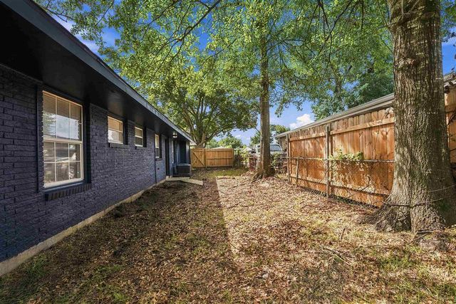 3901 Hoover Cir Circle, Lake Charles, LA 70607