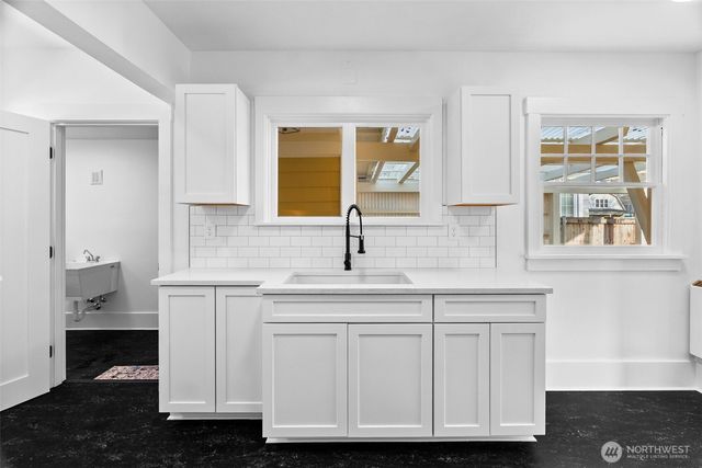 1911 Columbia Street SW, Olympia, WA 98501