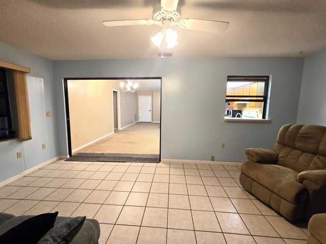 2907 SE 21st Court, Okeechobee, FL 34974