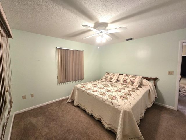 2907 SE 21st Court, Okeechobee, FL 34974