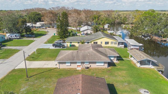 2907 SE 21st Court, Okeechobee, FL 34974