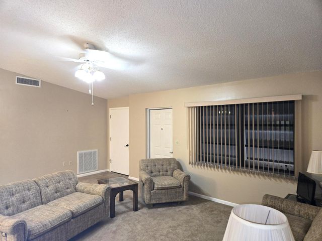 2907 SE 21st Court, Okeechobee, FL 34974