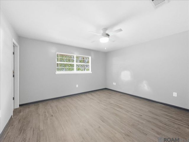 10131 Buttercup Dr, Baton Rouge, LA 70809