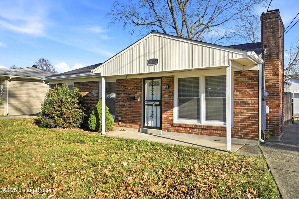 8009 Bramble Ln, Louisville, KY 40258