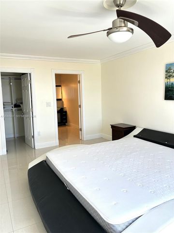 2500 NE 135th St C1011, North Miami, FL 33181
