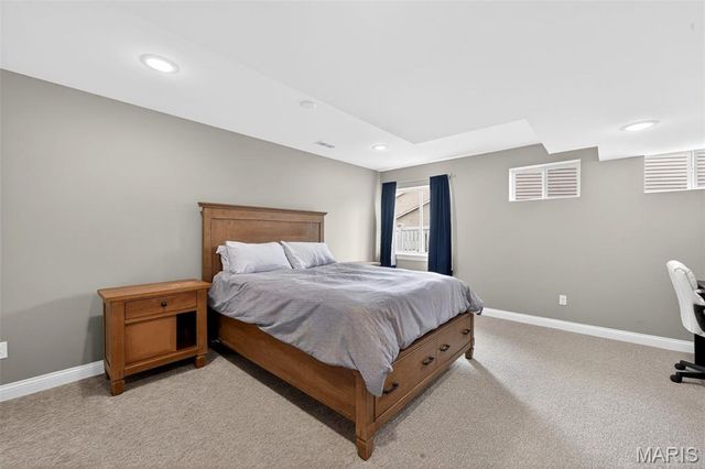 1649 Willowbrooke Manors Court, St Louis, MO 63146