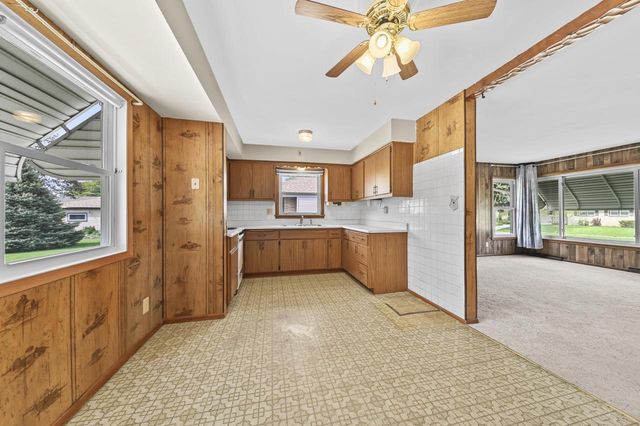 W149N8153 Winchester STREET, Menomonee Falls, WI 53051