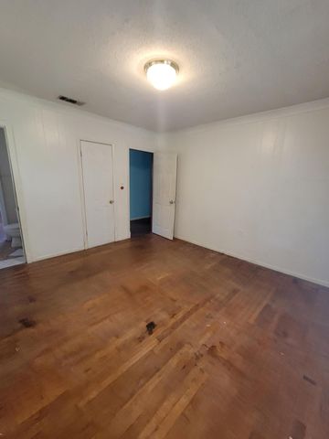 201 Mable St., Hattiesburg, MS 39401