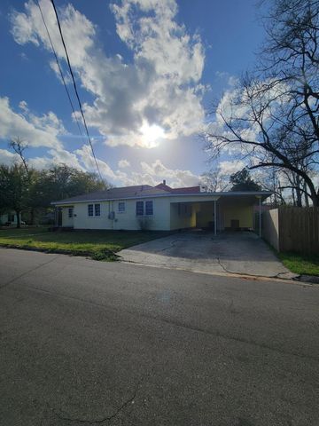 201 Mable St., Hattiesburg, MS 39401