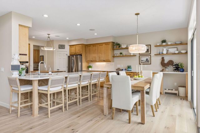 6815 Ruby Lane, Chanhassen, MN 55317