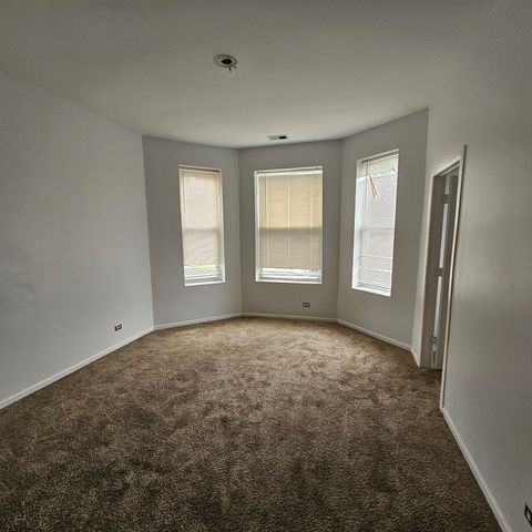 4008 W Wilcox Street, Chicago, IL 60624