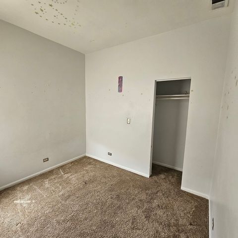 4008 W Wilcox Street, Chicago, IL 60624