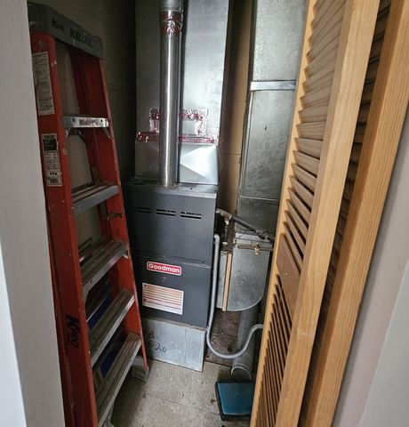 4008 W Wilcox Street, Chicago, IL 60624