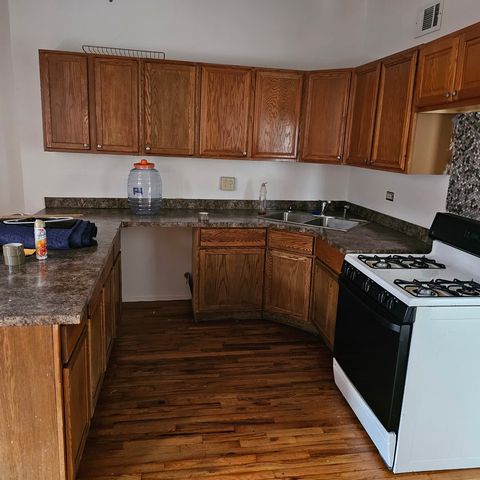 4008 W Wilcox Street, Chicago, IL 60624