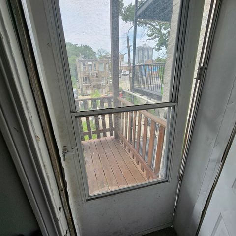 4008 W Wilcox Street, Chicago, IL 60624