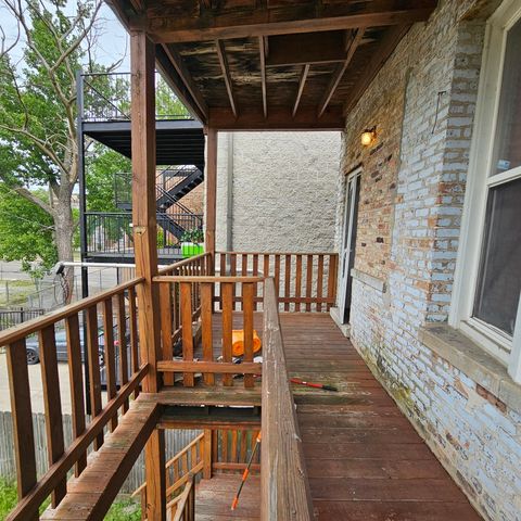 4008 W Wilcox Street, Chicago, IL 60624