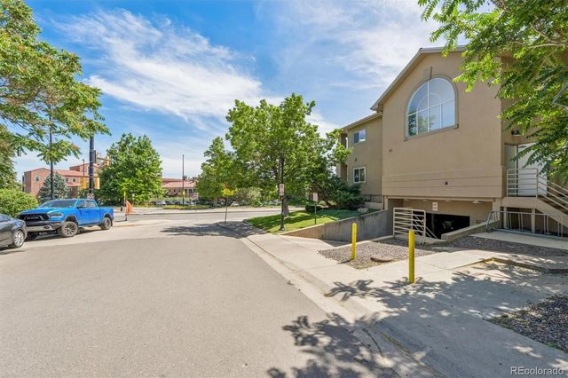 935 Broadway 211, Boulder, CO 80302
