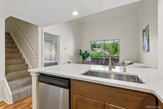 935 Broadway 211, Boulder, CO 80302
