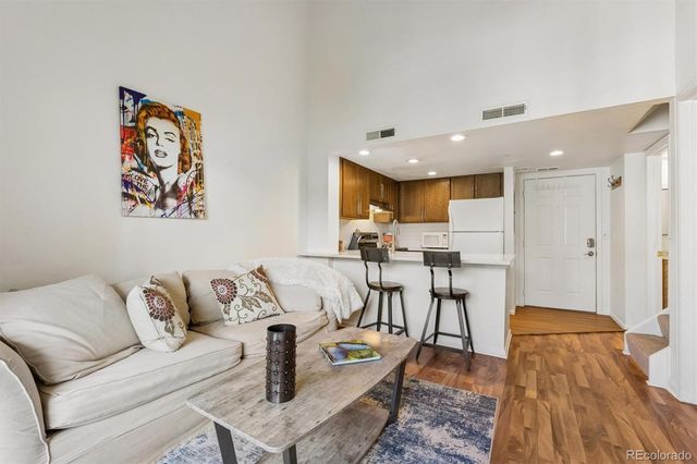 935 Broadway 211, Boulder, CO 80302