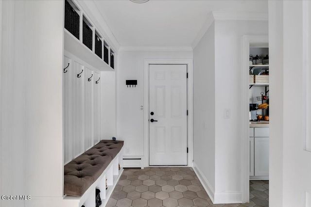 18 Par Del Rio, Clifton Park, NY 12065