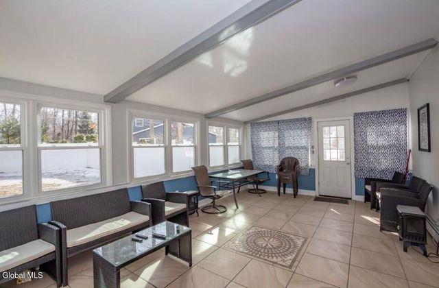 18 Par Del Rio, Clifton Park, NY 12065