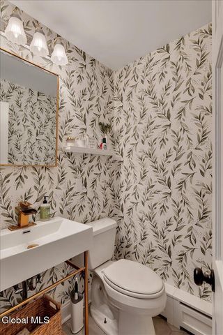 18 Par Del Rio, Clifton Park, NY 12065