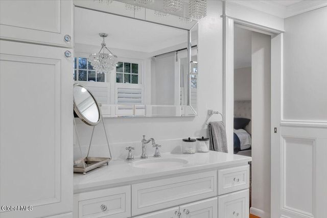 18 Par Del Rio, Clifton Park, NY 12065