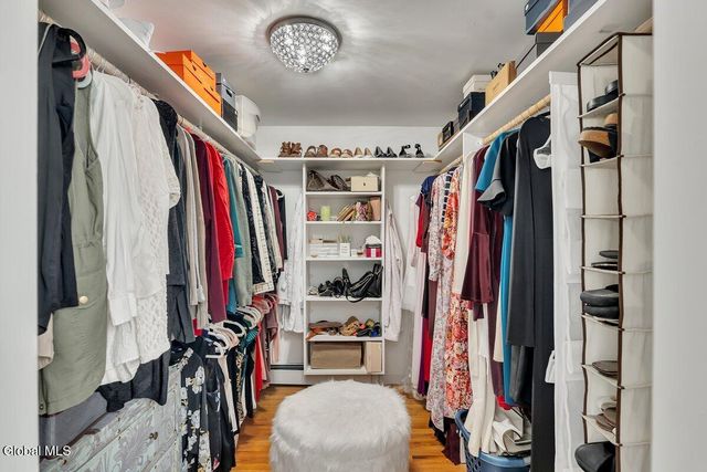 18 Par Del Rio, Clifton Park, NY 12065