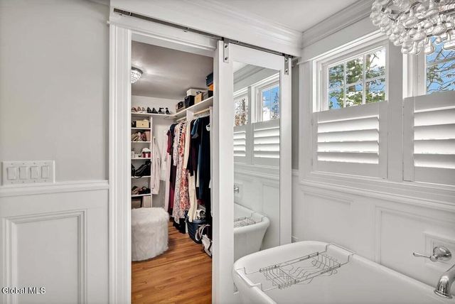 18 Par Del Rio, Clifton Park, NY 12065