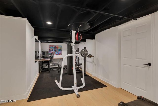 18 Par Del Rio, Clifton Park, NY 12065