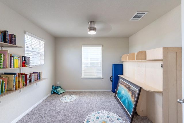 600 Loriner WAY, Liberty Hill, TX 78642