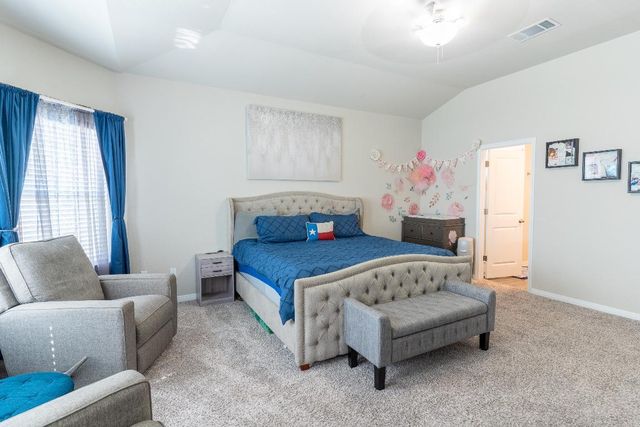 600 Loriner WAY, Liberty Hill, TX 78642